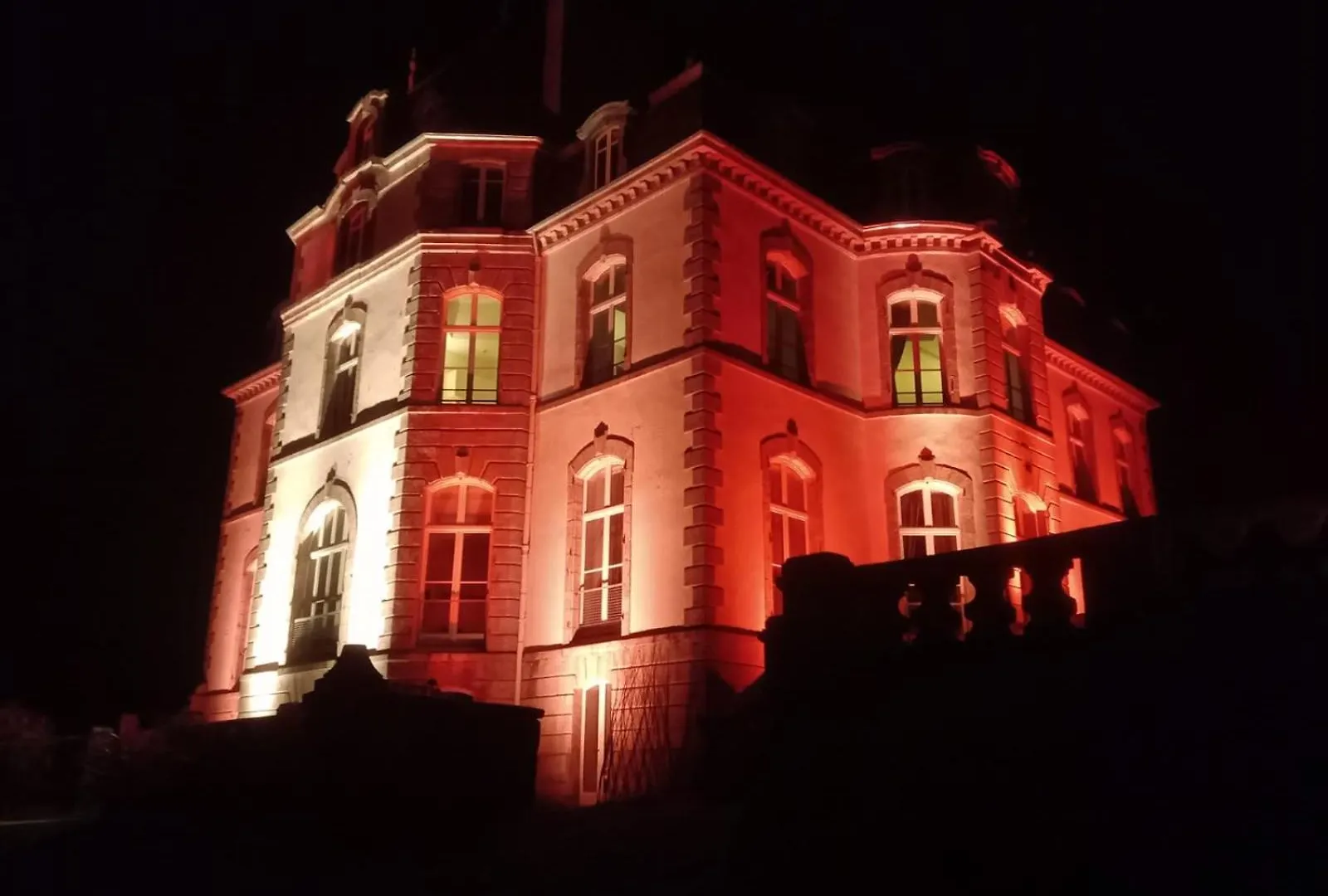 Chateau De Locqueran Pierres Et Filets Bleus Audierne Francie